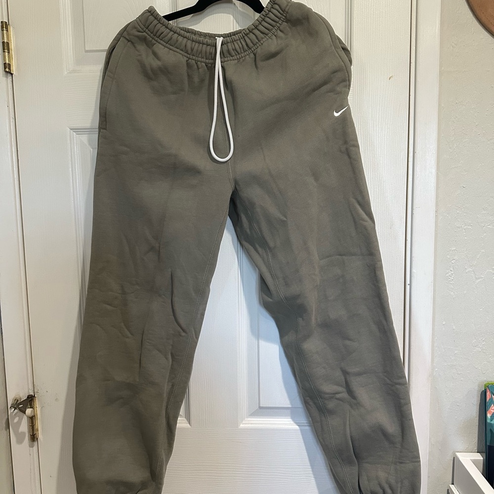 Nike Sage Green Joggers